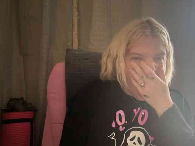 AmericnBarbie webcam