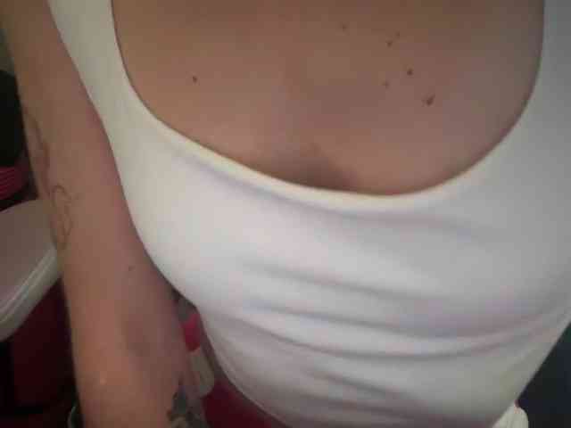 AmericnBarbie webcam