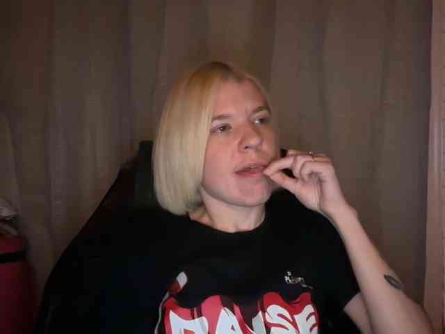 AmericnBarbie webcam