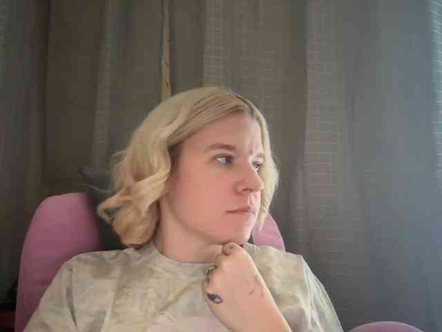 AmericnBarbie webcam