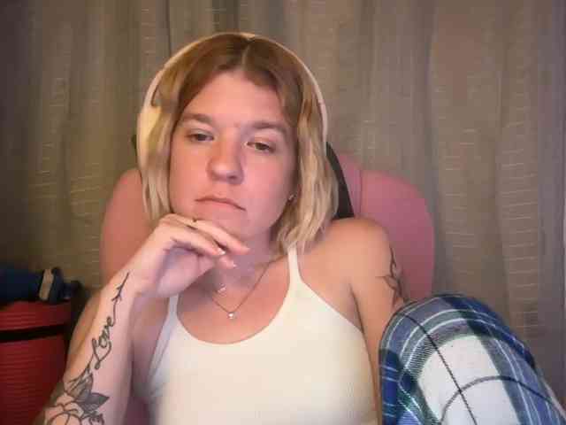 AmericnBarbie webcam