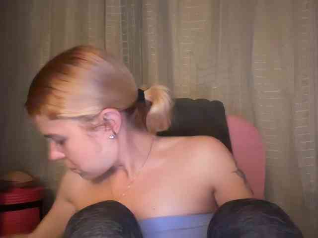 AmericnBarbie webcam