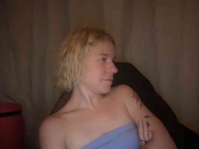 AmericnBarbie webcam