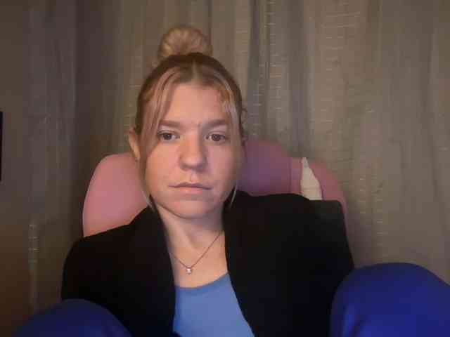 AmericnBarbie webcam