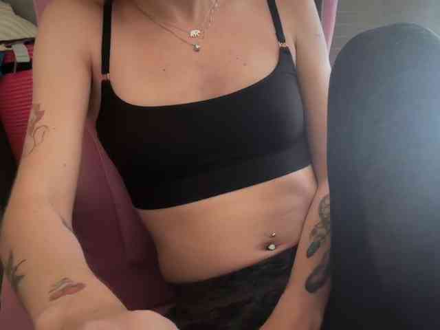 AmericnBarbie webcam