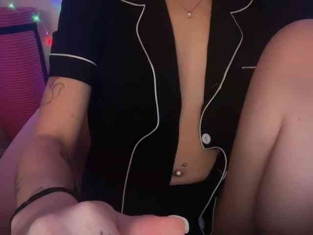 AmericnBarbie webcam