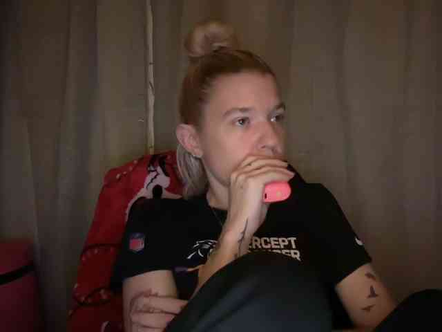 AmericnBarbie webcam