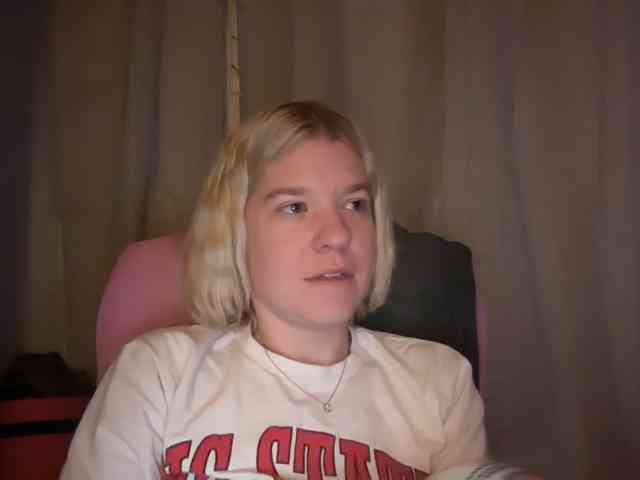 AmericnBarbie webcam