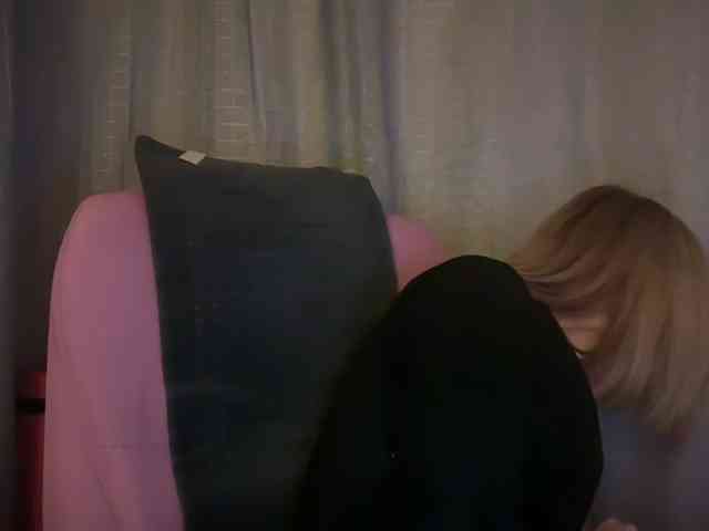 AmericnBarbie webcam