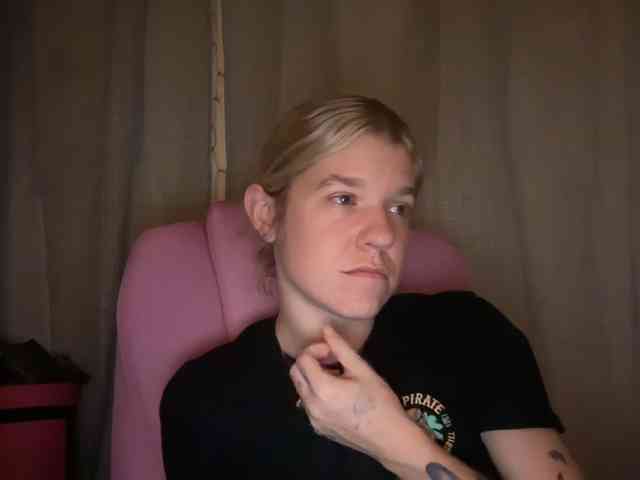 AmericnBarbie webcam