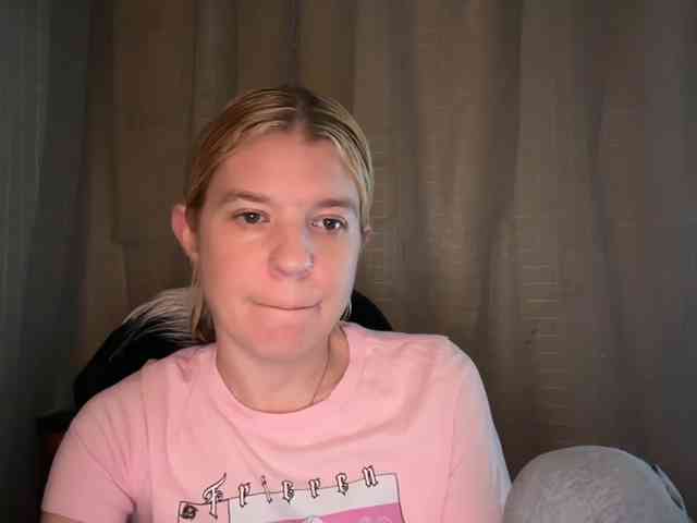 AmericnBarbie webcam