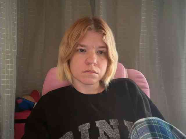 AmericnBarbie webcam