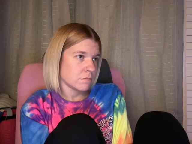 AmericnBarbie webcam