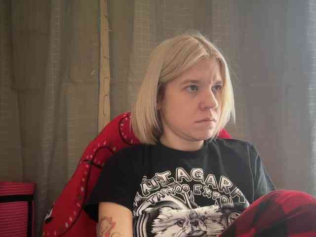 AmericnBarbie webcam