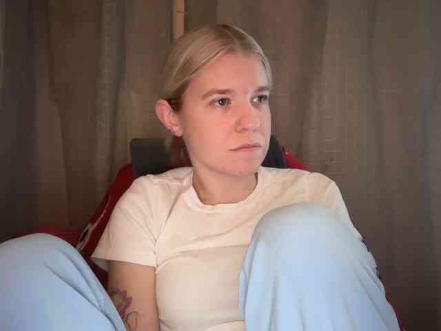 AmericnBarbie webcam