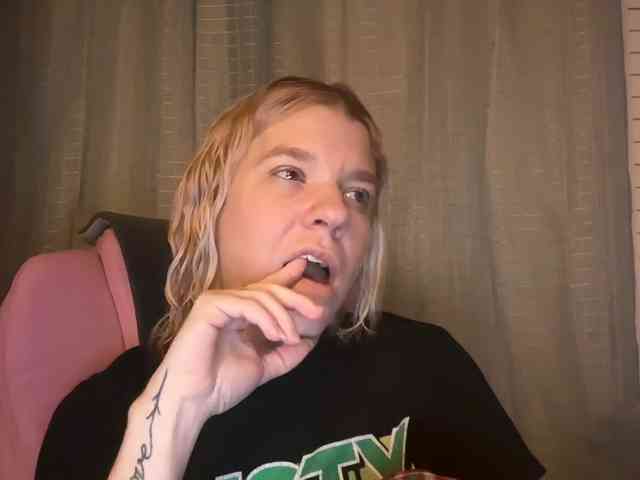 AmericnBarbie webcam