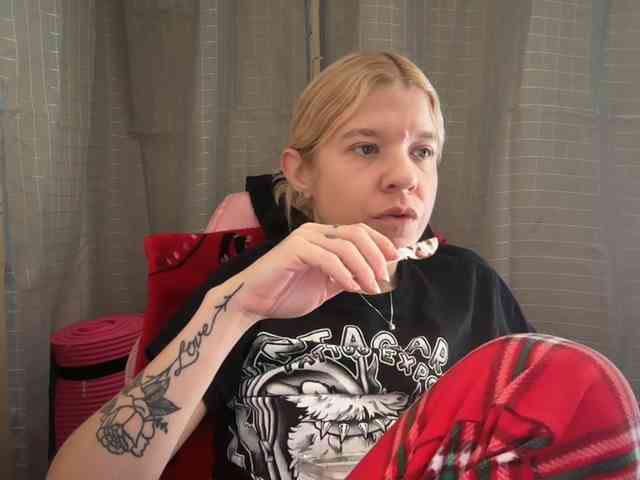 AmericnBarbie webcam