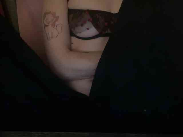 AmericnBarbie webcam