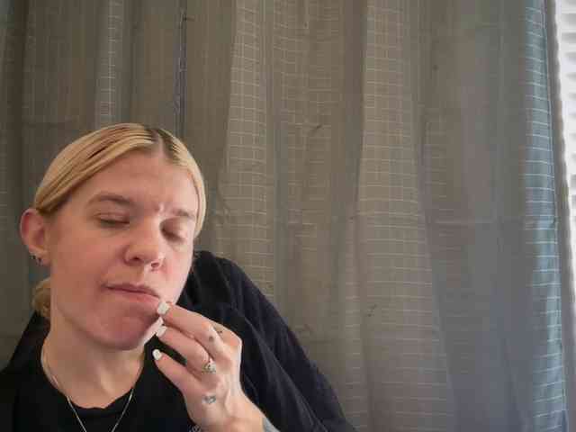 AmericnBarbie webcam