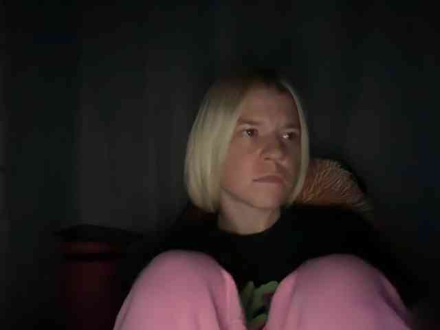 AmericnBarbie webcam