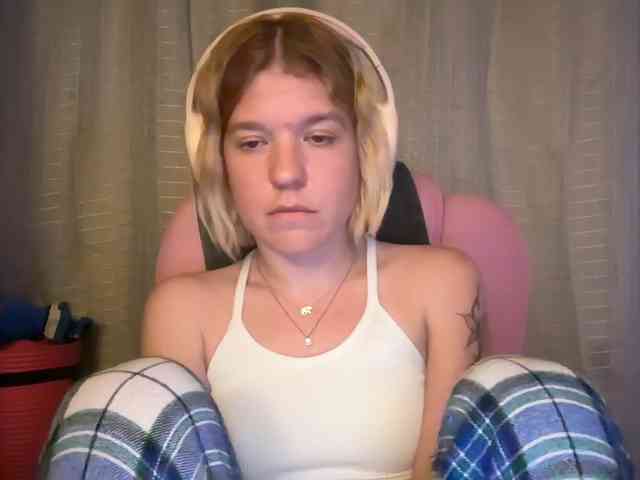 AmericnBarbie webcam