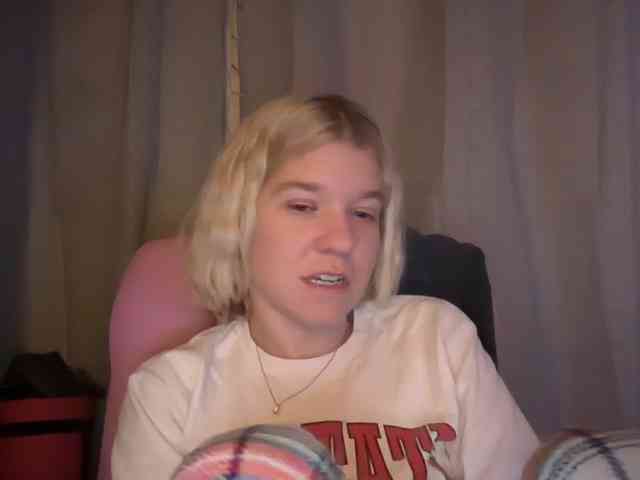 AmericnBarbie webcam