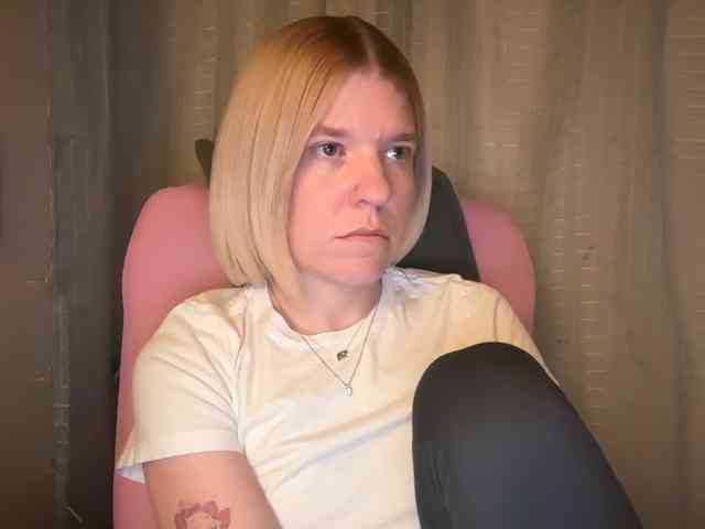 AmericnBarbie webcam