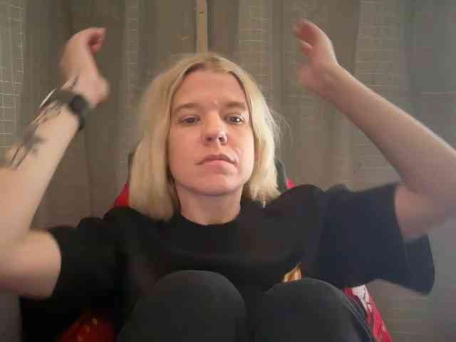 AmericnBarbie webcam