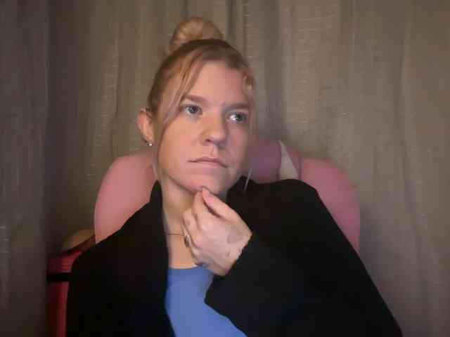 AmericnBarbie webcam