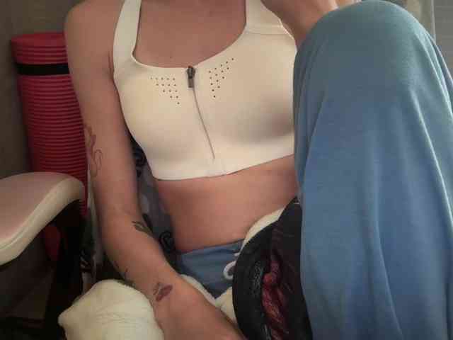 AmericnBarbie webcam