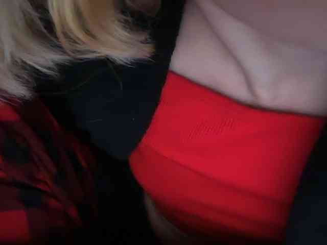 AmericnBarbie webcam