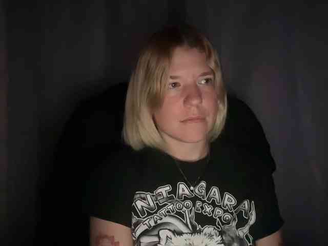 AmericnBarbie webcam