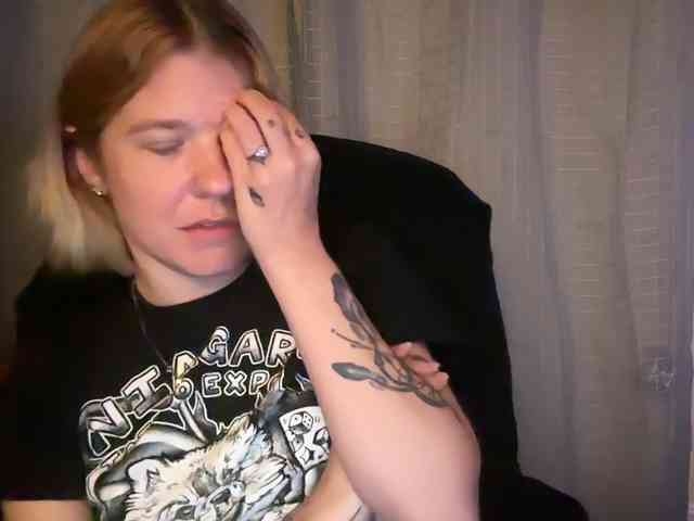 AmericnBarbie webcam