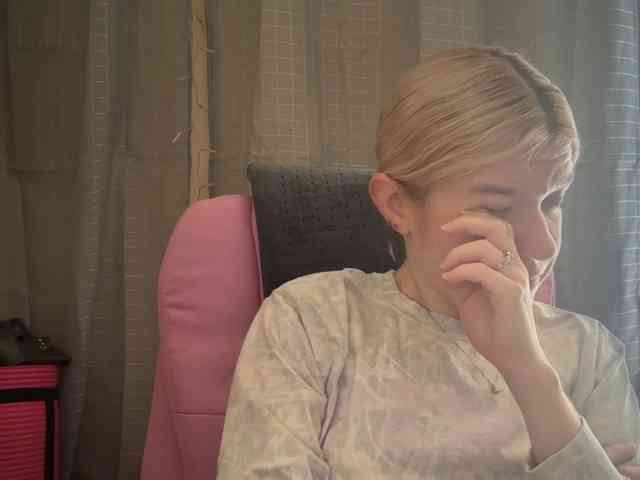 AmericnBarbie webcam