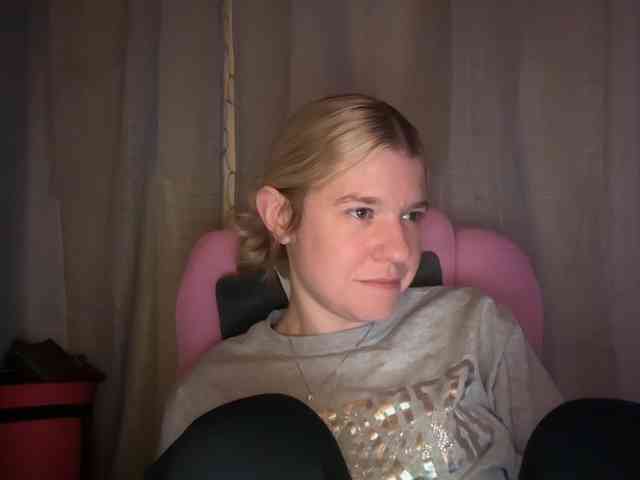 AmericnBarbie webcam