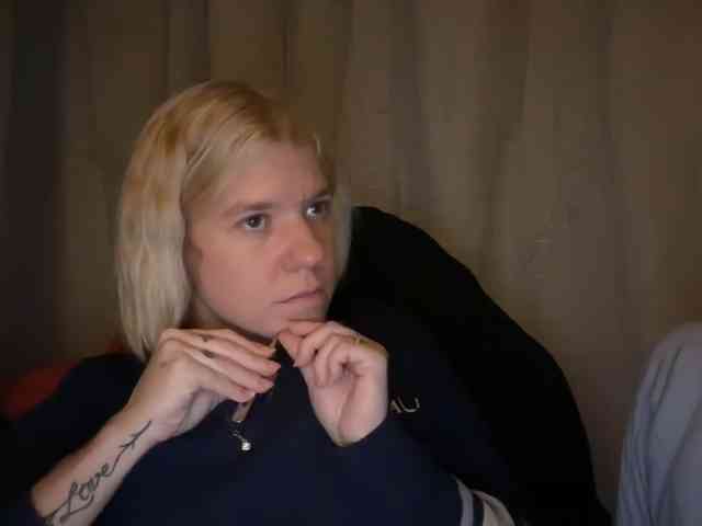 AmericnBarbie webcam