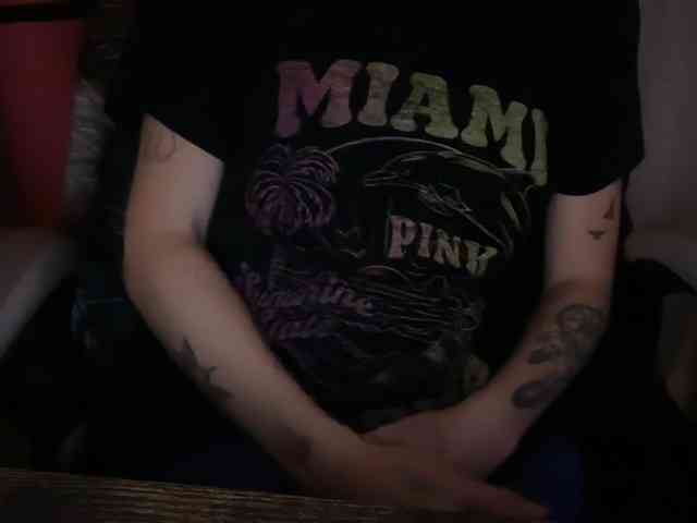 AmericnBarbie webcam