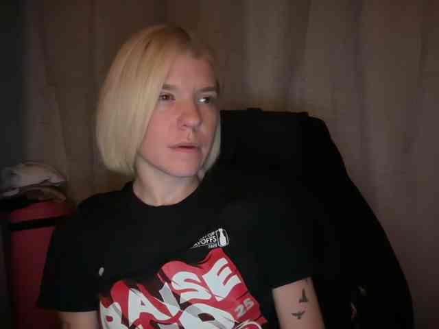 AmericnBarbie webcam