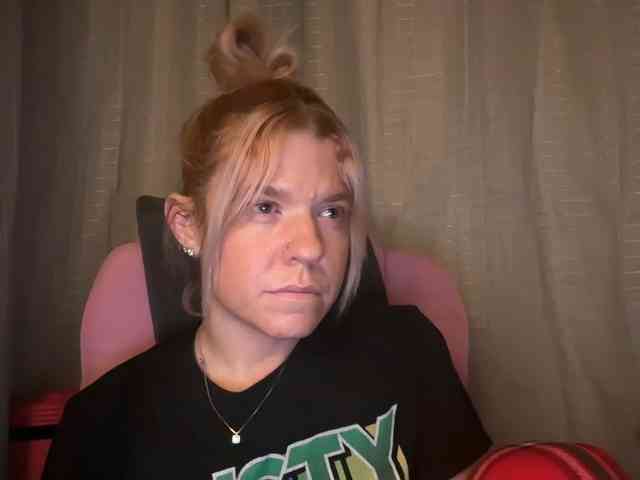 AmericnBarbie webcam