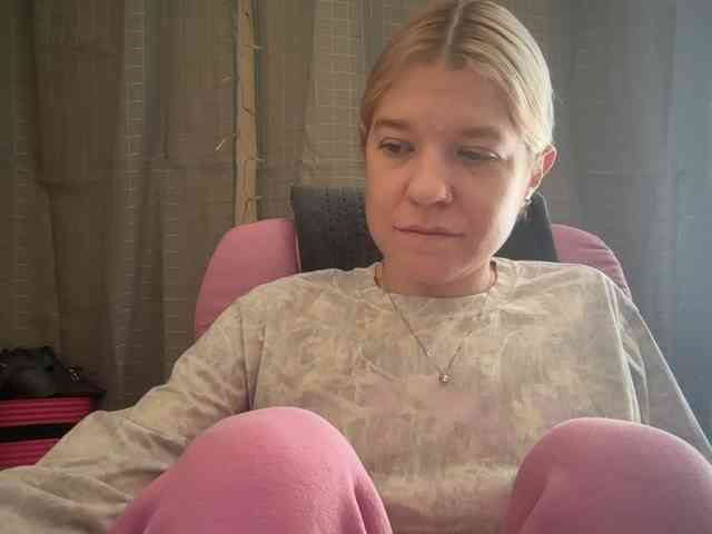 AmericnBarbie webcam