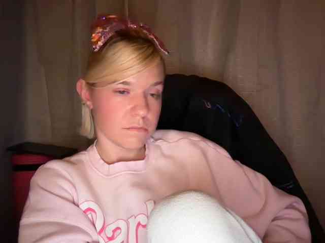 AmericnBarbie webcam