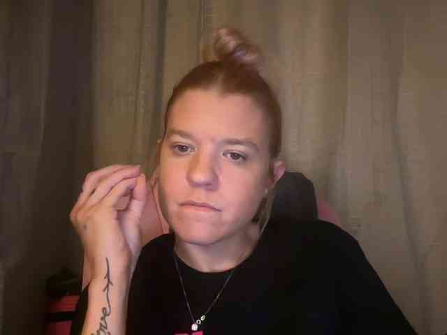 AmericnBarbie webcam