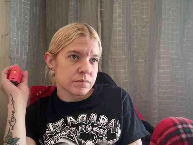 AmericnBarbie webcam