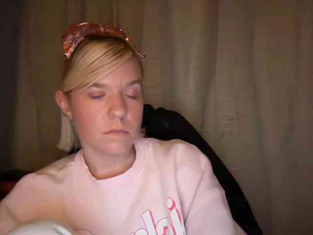 AmericnBarbie webcam