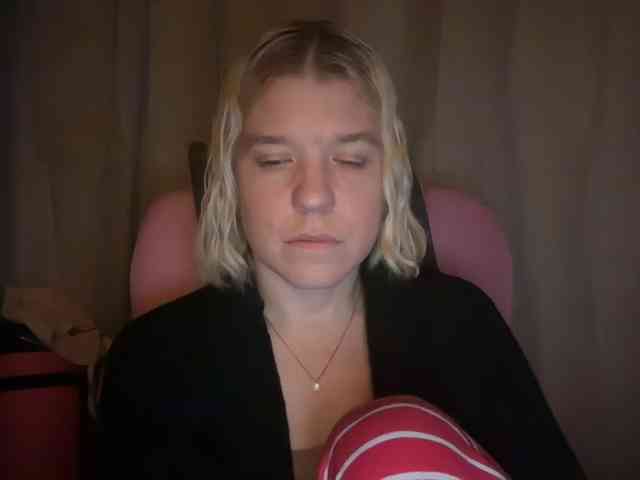 AmericnBarbie webcam