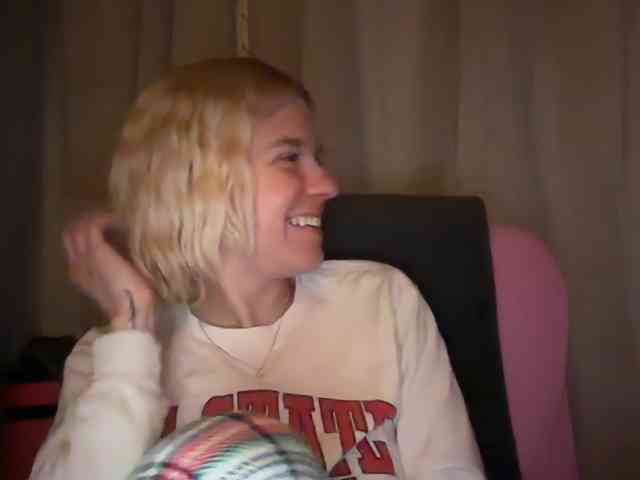 AmericnBarbie webcam