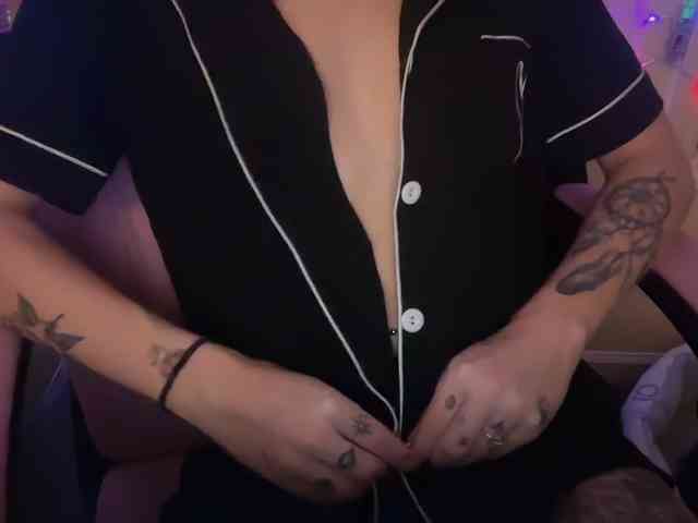 AmericnBarbie webcam