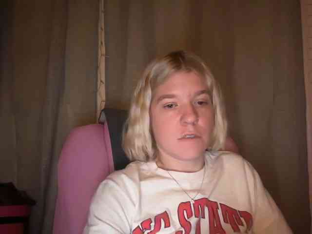 AmericnBarbie webcam