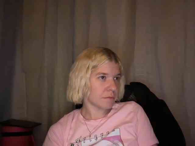 AmericnBarbie webcam