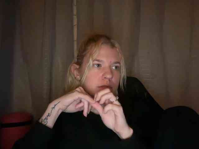 AmericnBarbie webcam
